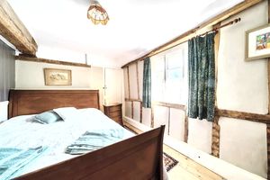 Bedroom- click for photo gallery